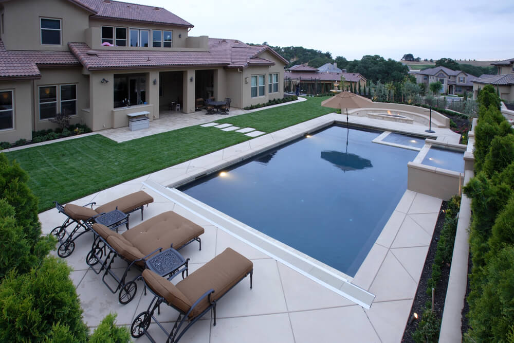 37 Pool Ideas For Your Backyard (PICTURES) 40 beautiful pools_37 - 37 Pool Ideas For Your Backyard (PICTURES)