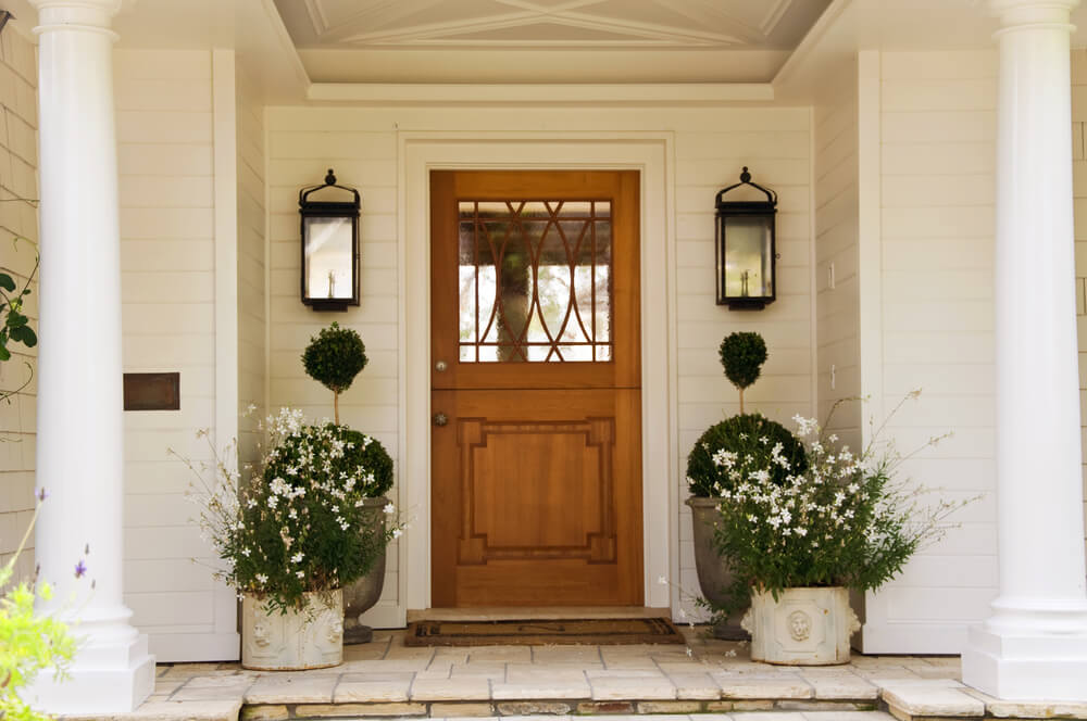 Patio, foyer and entryway decor ideas love home designs Front décor patio